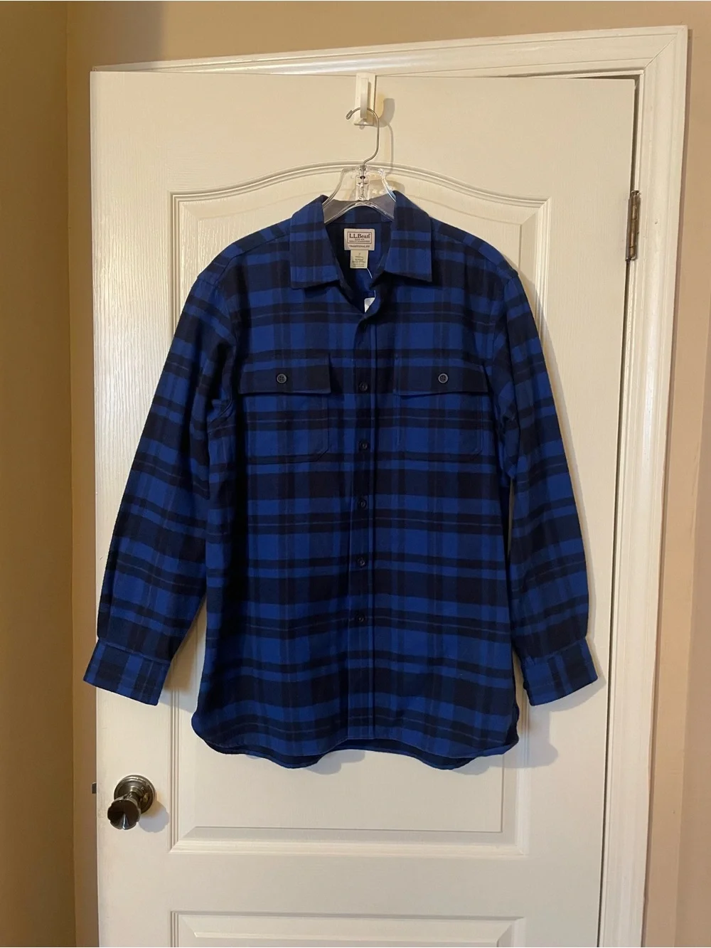 L.L.Bean Men’s Plaid Shirt M Blue Black 100% Cotton Flannel Traditional Fit NWT